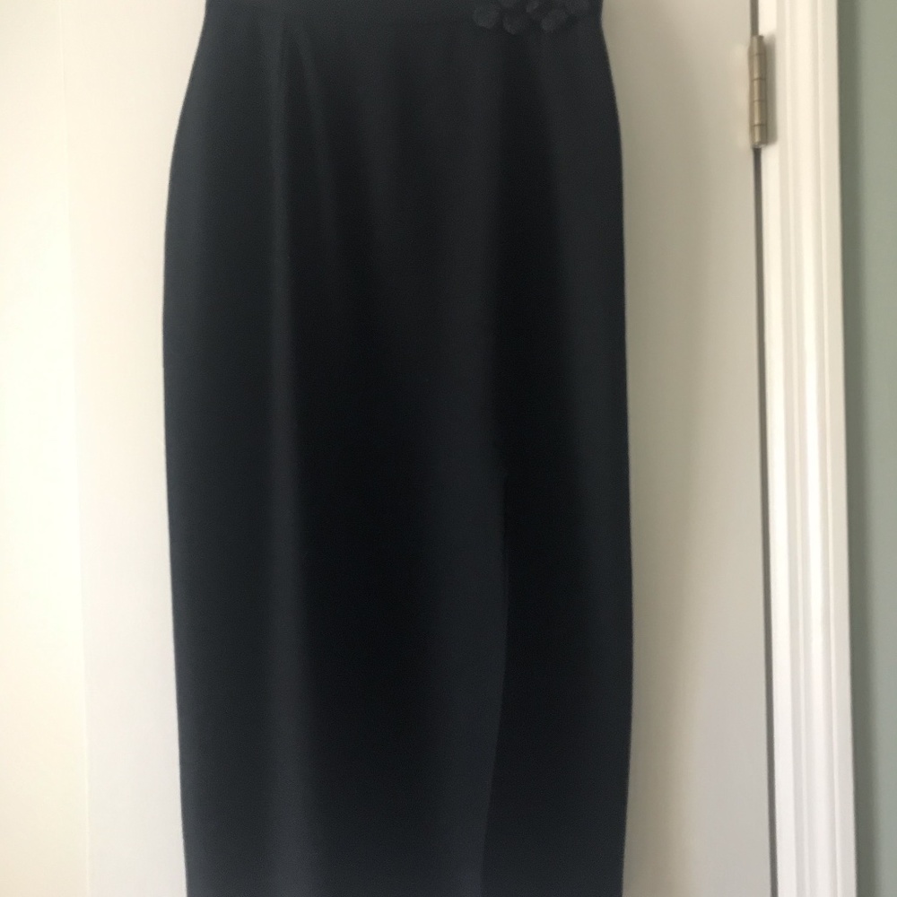 Formal wool skirt with slit